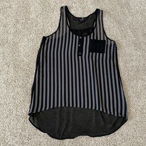 Women’s black grey top size Small